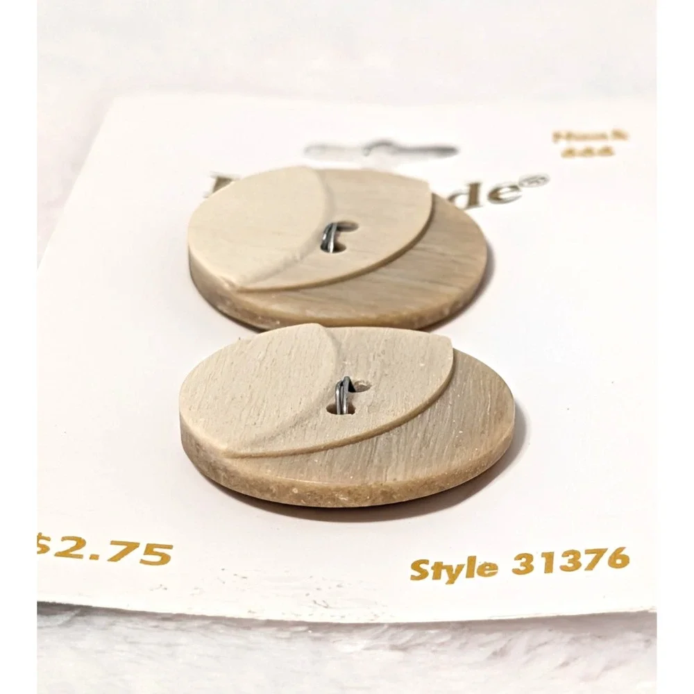 La Mode Buttons Lot 16pc Gold Iridescent & Layered Concentric Sewing Craft VTG